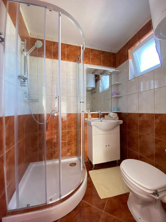 Guest House Dijana Krk Town Exteriér fotografie